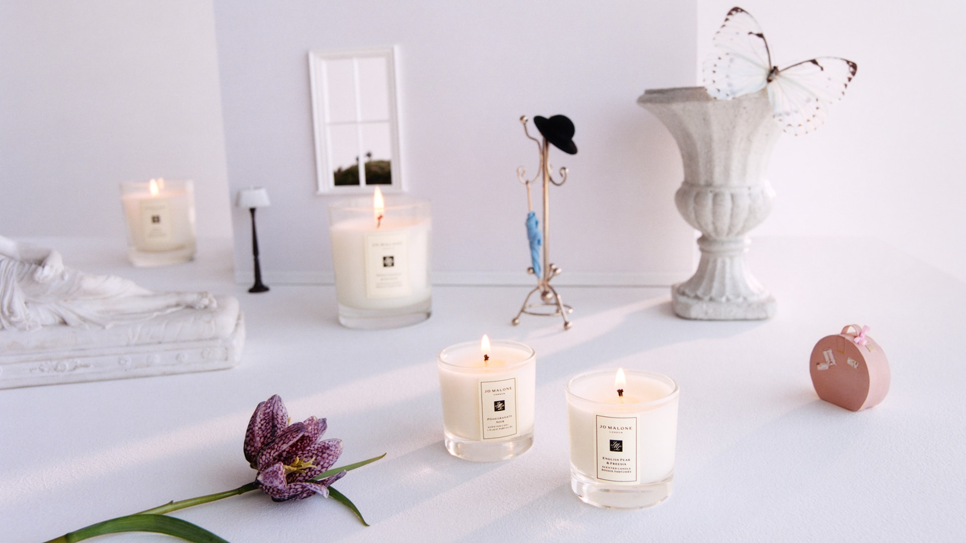 Enjoy 2 complimentary miniature candles worth 190 SAR when you spend 660 SAR